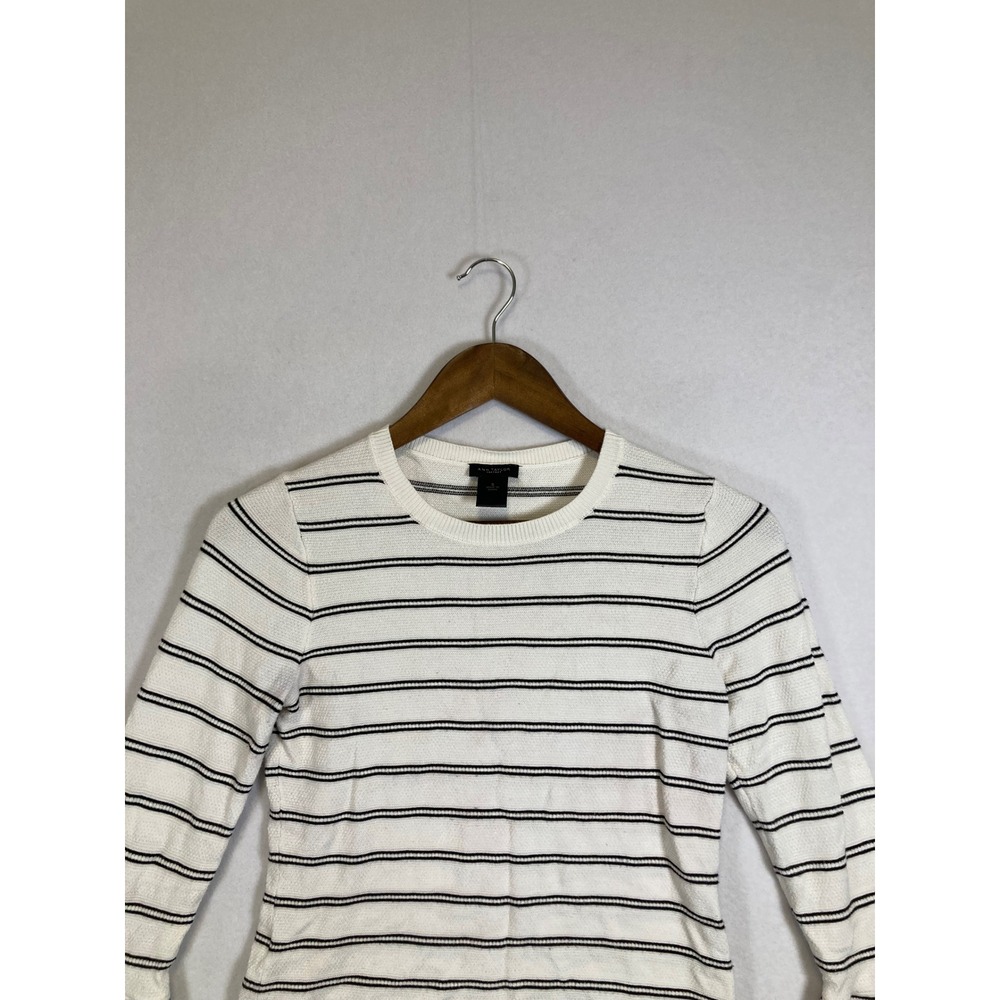 Classic Chic Ann Taylor Factory Women S White Black Striped Bell Sleeve Knit Top - Picture 4 of 9